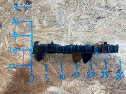 VW Crafter II 2 16- Suporte de Para-choque Dianteiro Direito