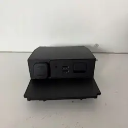 Port USB/Aux Mazda 6 III OEM JPF-GML8644A1