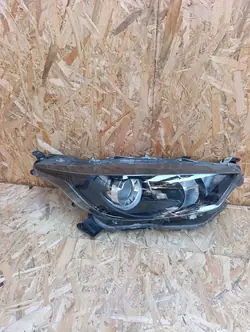 Farol Direito Toyota Yaris IV 2021-2025 OEM NJBH56JHGJ