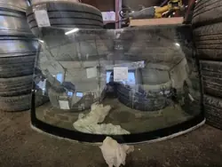 MERCEDES etutuuletin E W210 Sedanille - Käytetty