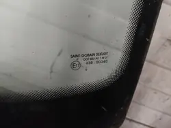 Begagnad framruta OEM SZYBA CZOŁOWA VW Golf III