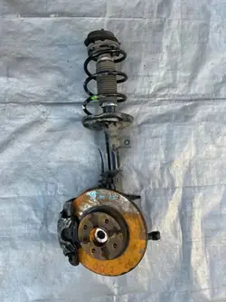 Amortisseur gauche Fiat 500 Lift OEM FIAT 500 LIFT ZWROTNICA LEWA AMORTYZATOR 1.2 17-