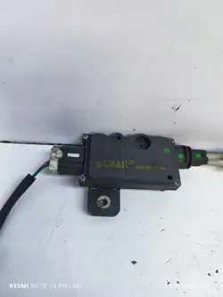 Actuador de cierre central Nissan Primera OEM 84680AV600