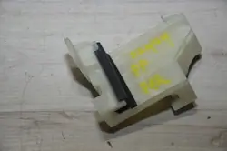 Tuulilasin kiinnitys OEM 8221-0000 Peugeot Partner