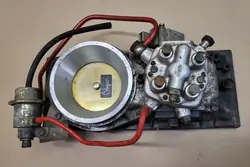 Ford OEM 84SF-9600-DA Brandstofverdeler Gasklephuis