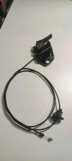 Konepellin avauskahva OEM 9801080580 Citroen Berlingo K9