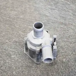 Pompe à eau Audi A5 06H121601J