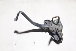 Huvlås Audi A4 8E0823480D