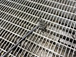 Hyundai i30 konepellitukikoukku OEM SKE56524