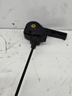 Fecho capô Jaguar XK/XKR OEM 2W9319A434BA - Usado
