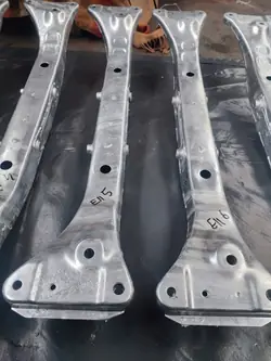 Poutre d'essieu arrière OEM 7854932-7855 Toyota Corolla