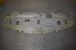 OEM A1776826600 Tavaratilan hyllyn eristys Mercedes W177