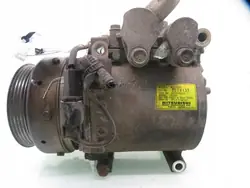 Compresseur de climatisation Mitsubishi Carisma 2000