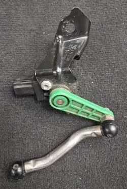 Peça Audi OE 8K0907503 8K0941286N usada