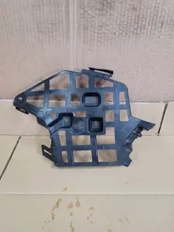 Supporto paraurti anteriore sinistro VW Passat B8 14-23