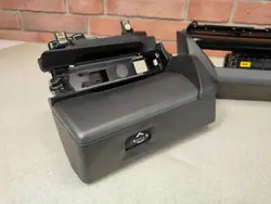 OEM 9640032 BMW G60/G61 Konsol Dekor - Mörkgråfit