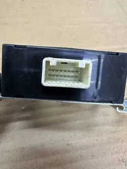 Relais Module Nissan Qashqai II J11 1.6 DCI OEM 416504EA1B