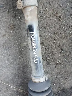 Demi-arbre gauche court OEM pour VW Touran 04R 2.0 TDI