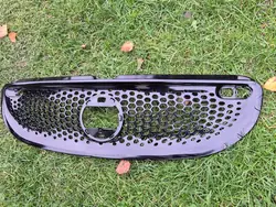 Framgrill SMART FORTWO III W453 14-19 A4538881223