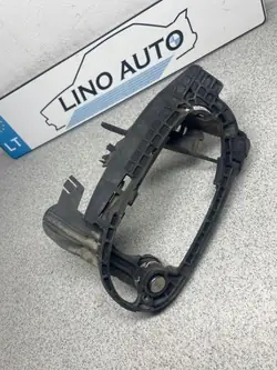 Cadre de poignée porte avant gauche BMW 7 OEM 7013701