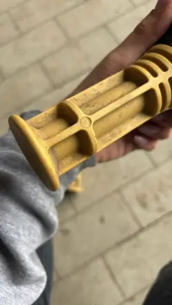 Iskunvaimennin OEM ODBÓJ ODBOJE RENAULT MEGANE IV