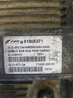 Contrôleur de moteur Fiat Doblo 1.3 JTD 2010 51805371