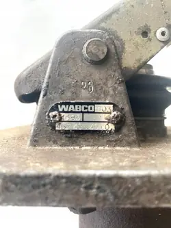 Wabco 4674064010 Válvula de travão, travão de serviço
