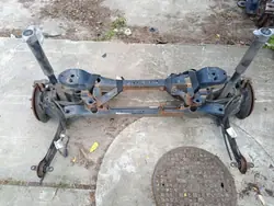Viga suspensión trasera Volvo V40 II OEM Wrakowisko-16176-