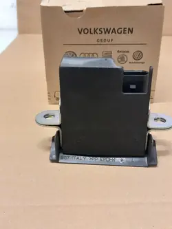 Bagagelås VW Golf VII 14- OEM 5G0827505C