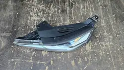 LED-ajovalo vasen etu DRL OEM 92207-S Hyundai Santa Fe IV