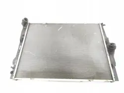 Radiador de agua BMW e81 e82 e87 e88 e90 e91 e92 e93