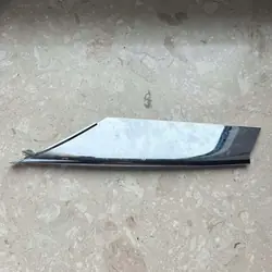 Tesla Model S 2016 Untere Stoßstange Links OEM 1056378-00-C