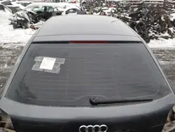 AUDI Takaikkuna A4 B5 Lift 97-01 Sedanille