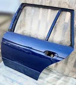 BMW E39 Vänster Bakdörr OEM LE MANS BLAU 381
