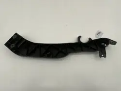Sitzschienenhalter vorne rechts OEM 9830521680