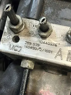 Pompe ABS OEM 13440976 pour Opel Meriva II
