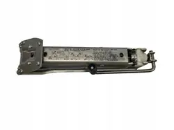 Mercedes-Benz C-Class Abschlepphaken OEM A2115830415
