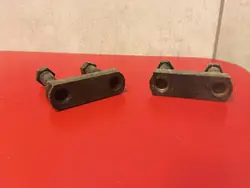 Support de bras de suspension avant OEM 34061 Corvette C3