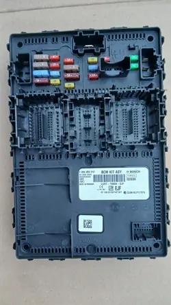 FORD BSI-Modul LU5T-15604-EJF für Fiesta MK8 1.5 TDCI
