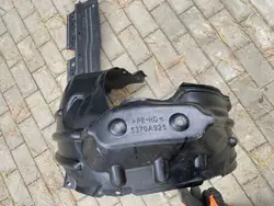 Mitsubishi Space Star 2017 Etuvasen Lokasuoja