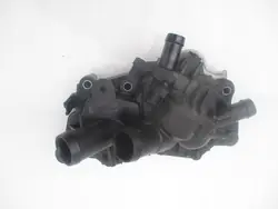 Vattenpump Termostat hus VW Up! Polo Seat Mii Skoda Fabia III