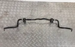 Nissan OE FOB14236 Bakre stabiliseringsstag - Begagnad