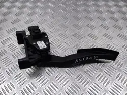 Potentiometri kaasupoljin Opel Astra H OEM 9157998BK