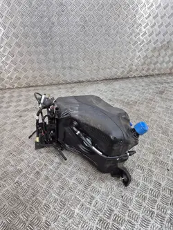Gebruikte AdBlue-tank OEM M8A25J228BB voor Jaguar F-Pace