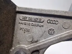 Suporte da Bomba de Injeção OEM 057130147R Usado