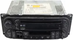 Radio CD/Cassette OEM P04858543ACA pour Chrysler PT Cruiser