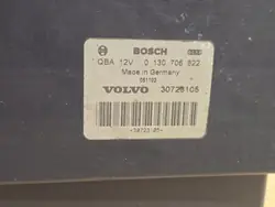 Module de Contrôle de Ventilateur Volvo S60 S80 V70 II XC70 OEM