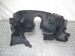 Mercedes W246 Etu Oikea Lokasuoja OEM GIS63354