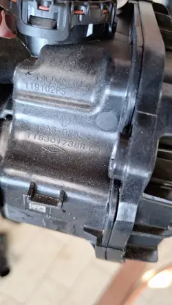 Séparateur d'huile moteur Renault Austral 1.2 E-TECH 118301738R