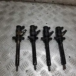 Fuel Injectors Set Ford Focus MK2